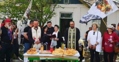 Românii s-au strâns în acest weekend la "Festivalul parastasului piraților nepomeniți" - 2