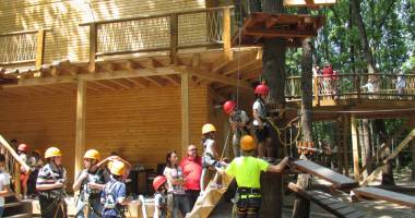 Neptunul are cel mai mare parc de aventuri din România - 2