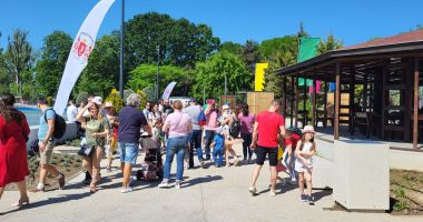 FOTO. Parcul de la Gară, inaugurat într-o atmosferă de basm: mascote, surprize, veselie, copii fericiți - 4