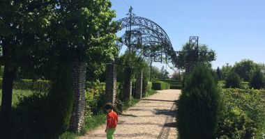 Parcul "Lordului valah" vs. Parcul Arheologic. Feeria și munca de Sisif - 11