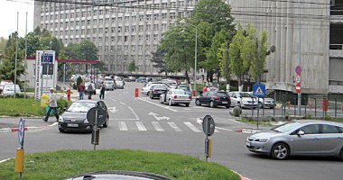Stire din Politică-Administrație : Conferință de presă pe tema parcării supraetajate de la Spitalul Clinic Județean