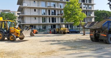Stire din Social : Fiți atenți! Se desfășoară lucrări de asfaltare în două parcări din zona Dacia