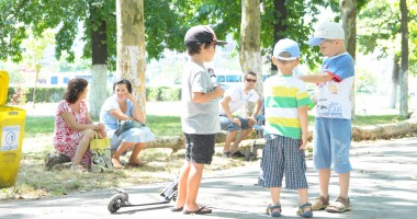 Stire din Social : Soare și maxime de 21 de grade Celsius, astăzi, la Constanța