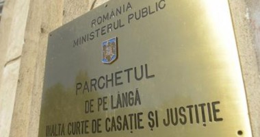 Stire din Eveniment : Tiberiu Nițu: "Parchetul s-ar putea autosesiza în cazul Turcescu. Evaluăm situația"