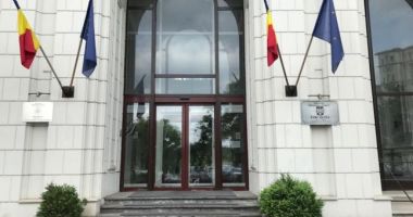 Stire din Actualitate : Cinci deputaţi AUR sunt aşteptaţi marţi la Parchet