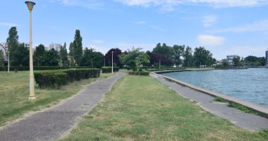 Zero agrement nautic! Pe Lacul Tăbăcărie trec doar "submarine" - 2