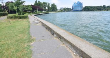 Zero agrement nautic! Pe Lacul Tăbăcărie trec doar "submarine" - 3