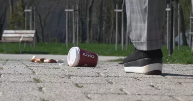 Investiții de milioane, dar mentalitate de mahala! Parcul Tăbăcărie, invadat de nesimțire - 4