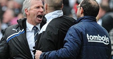 Stire din Sport Internațional : Antrenorul echipei Newcastle United, suspendat șapte meciuri după ce a lovit un jucător