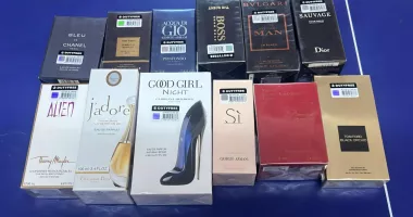 Stire din Eveniment : Parfumuri contrafăcute, vândute în municipiul Constanța. Jandarmii au intrat pe fir