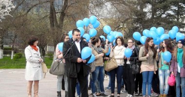 Părinții copiilor cu autism, disperați: "Avem nevoie de ajutor, nu de milă!" - 3