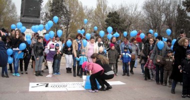 Părinții copiilor cu autism, disperați: 