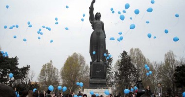 Părinții copiilor cu autism, disperați: "Avem nevoie de ajutor, nu de milă!" - 5