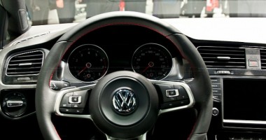 Salonul Auto de la Paris /  Volkswagen Golf VII GTI, imagini detaliate HD - 7