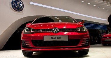 Salonul Auto de la Paris /  Volkswagen Golf VII GTI, imagini detaliate HD - 9