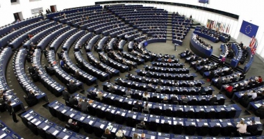 Parlamentul European organizează joi o dezbatere privind situația din România