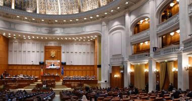 Stire din Economie : Legea energiei electrice și a gazelor naturale, modificată