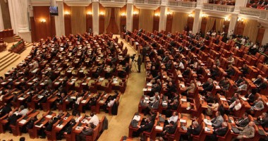 Stire din Politică-Administrație : Noii parlamentari de Constanța își primesc, mâine, mandatele