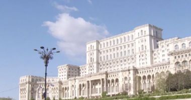 Stire din Politică-Administrație : Social-democrații se reunesc astăzi într-un congres extraordinar hibrid, la Palatul Parlamentului