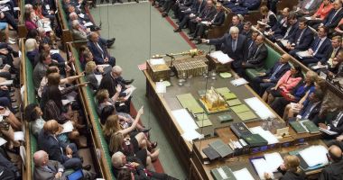Stire din Actualitate : Parlamentul britanic refuză din nou alegeri anticipate