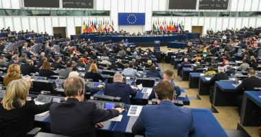 Stire din Politică-Administrație : Ce funcții au obținut politicienii români în Parlamentul European