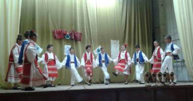 Stire din Cultură-Educație : Participare numeroasă la Festivalul  "Mlădițe Dobrogene"