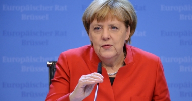 Stire din Actualitate : Partidul Angelei Merkel, depășit de social-democrați