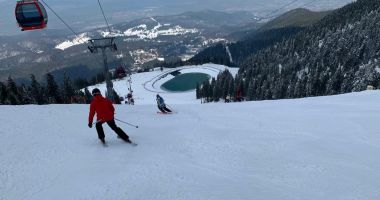 Stire din Social : Sezonul de schi se deschide mai devreme anul acesta. Cât costă o zi pe pârtii pentru o familie cu doi copii