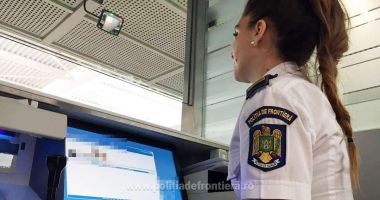 Stire din Eveniment : O femeie a încercat să intre în țară cu trei minori, folosind paşapoartele altor persoane