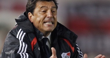 Stire din Sport : Daniel Passarella, anchetat pentru vânzare ilegală de bilete