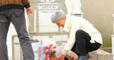 Afacerea Paștele Blajinilor: îmbulzeală, speculanți și sufletele… adormiților - 5