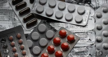 Stire din Social : Cu cât s-ar putea scumpi mediamentele. Ce pastile dispar de pe piață