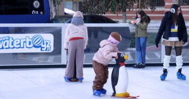 SUSTENABILITATE. Patinoar ecologic Waterboyz la Târgul de Crăciun Năvodari