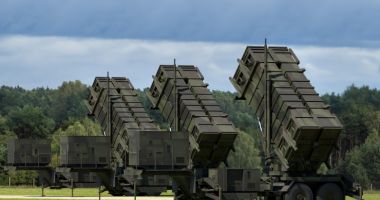 Stire din Actualitate : Al treilea sistem Patriot donat de Germania a ajuns în Ucraina