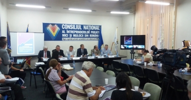 Stire din Economie : Patronatul IMM-urilor se opune introducerii taxei de solidaritate de 2%