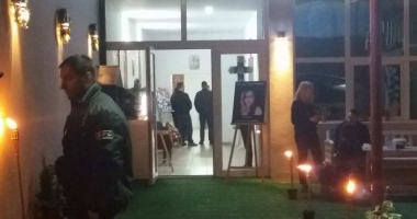 LACRIMI ȘI DURERE / Trupul Andreei Cristea, constănțeanca moartă în atentatul de la Londra, adus la Constanța - Galerie FOTO - 4
