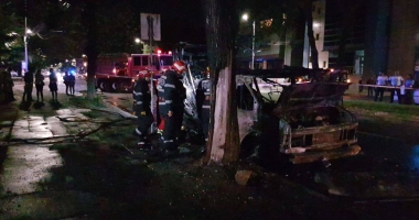 GALERIE FOTO / TRAGEDIE LA CONSTANȚA! FETIȚĂ DE 6 ANI ARSĂ DE VIE, ÎNTR-O RULOTĂ DE PE BULEVARDUL MAMAIA - 4