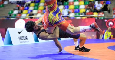 Stire din Sport : Patru constănțeni la Campionatul European de lupte-seniori
