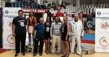 Stire din Sport : Galerie foto. Luptătorii constănțeni au cucerit nouă medalii la Naționalele de cadeți