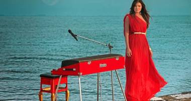 Stire din Cultură-Educație : Paula Seling & Band, la Mamaia