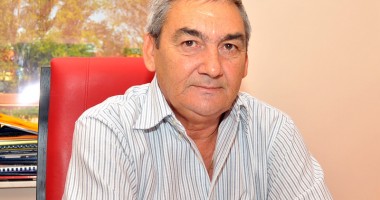Stire din Sport : Fotbal / Ce meserie secretă știe Paul Peniu