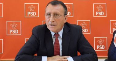 Stire din Politică-Administrație : Social-democratul Paul Stănescu: "Coaliţia funcţionează în ciuda contestatarilor"
