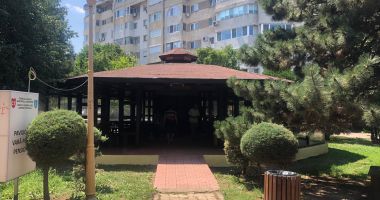 Se redeschid pavilioanele pentru pensionari, în parcurile din Constanţa