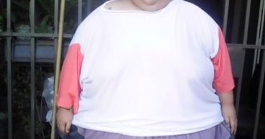 Pompierii au dărâmat un zid pentru a permite unei femei de 490 de kilograme să ajungă la spital - 2