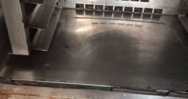 FOTO Cofetăria SILVIAN închisă temporar de Protecția Consumatorului Constanța - 2