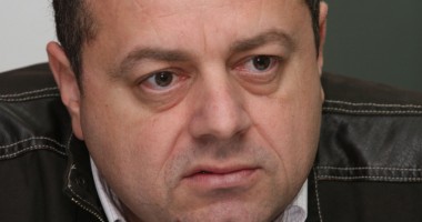 Stire din Politică-Administrație : Senatorul Mircea Banias a cerut cercetarea disciplinară a doi procurori