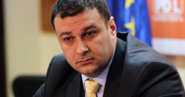 Stire din Politică-Administrație : "Reorganizarea ANAF  este dovada incompetenței USL"
