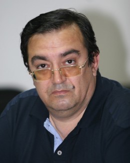 Stire din Politică-Administrație : Valentin Zeicu renunță la mandatul de consilier județean