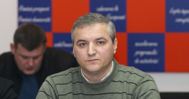 Stire din Politică-Administrație : Tudorel Calapod demisionează din funcția de președinte