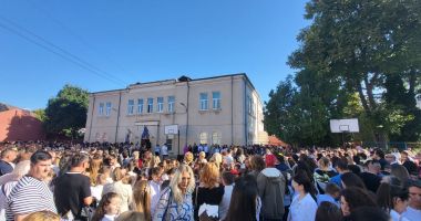 Stire din Cultură-Educație : Debut de an şcolar la Colegiul Naţional "Constantin Brătescu" din Constanţa